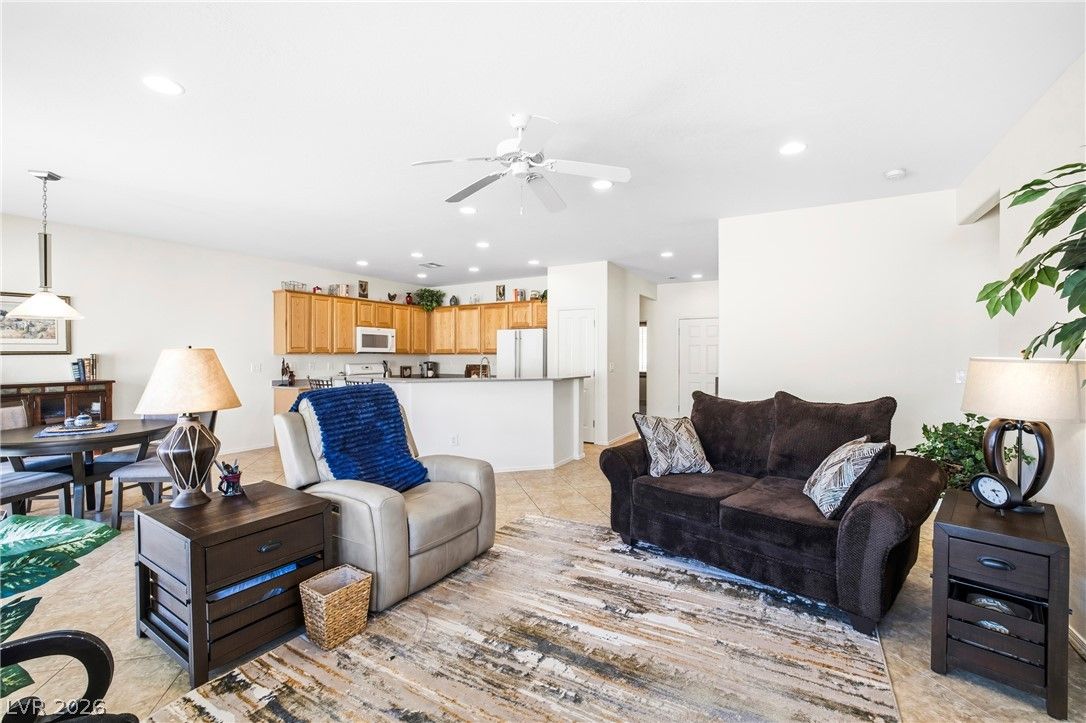 2635 Solera Moon Drive — photo 4