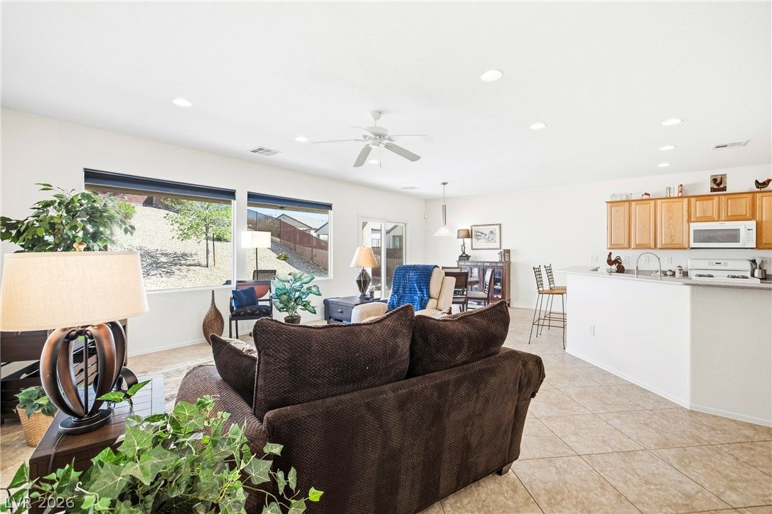 2635 Solera Moon Drive — photo 5