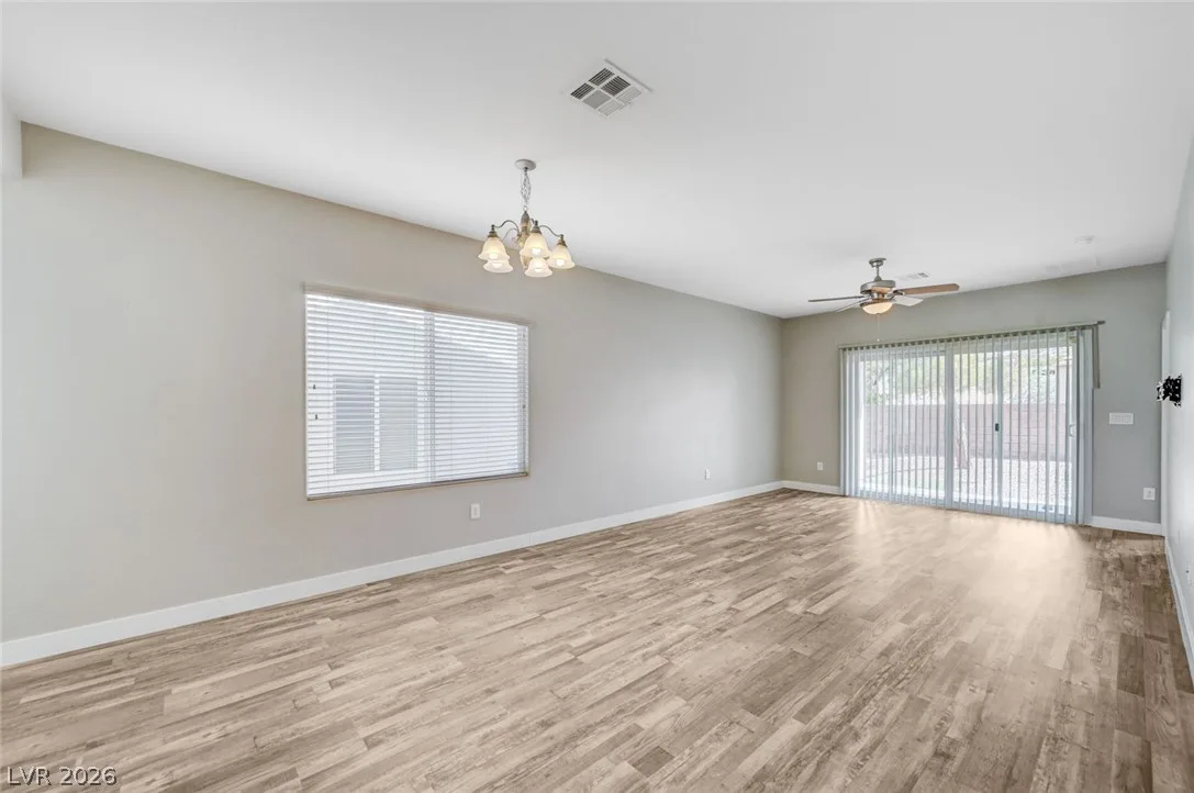 2721 Cheer Pheasant Avenue — photo 2