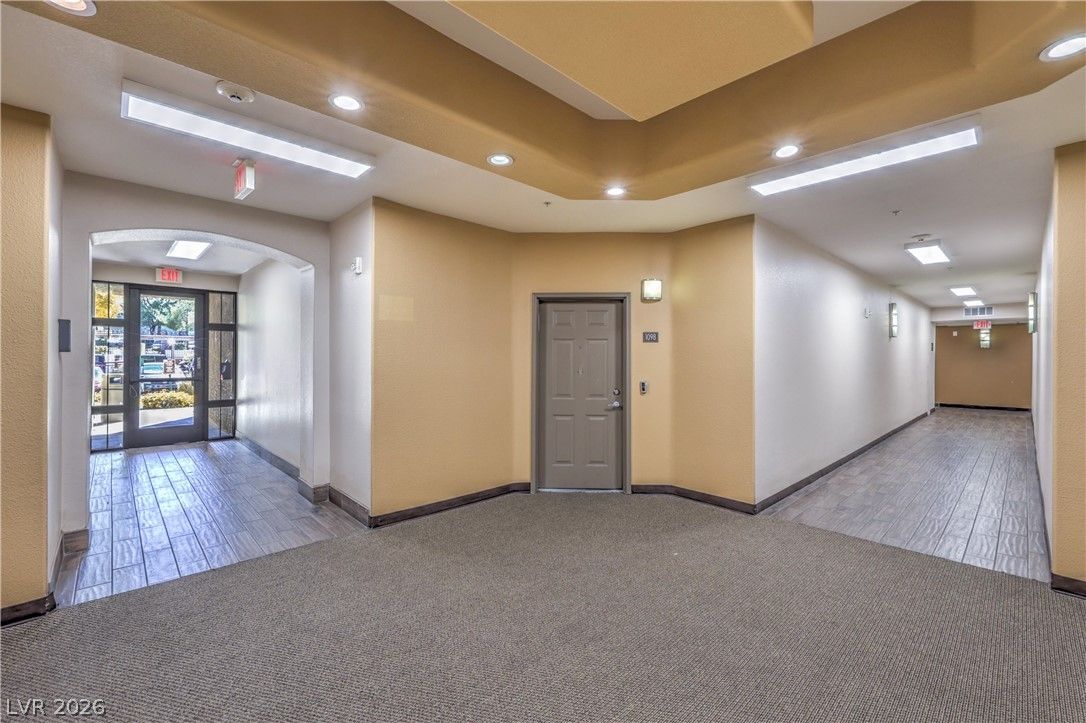 8777 West Maule Avenue 1098 — photo 4 of 38