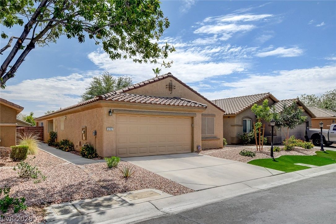 5707 Great Eagle Court — photo 2 of 64