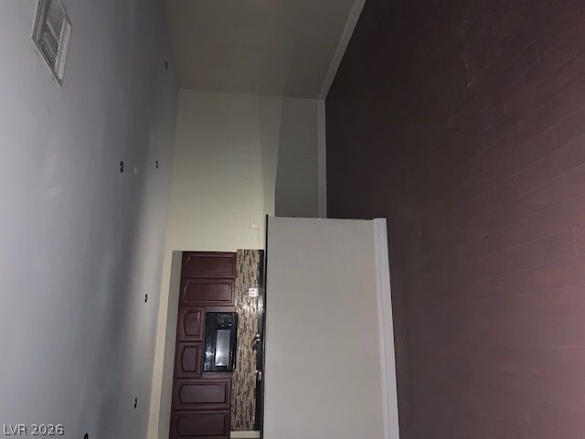 4814 Roberta Street 2 — photo 5 of 13