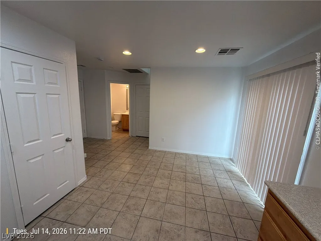 8328 Wildwood Glen Drive — photo 4