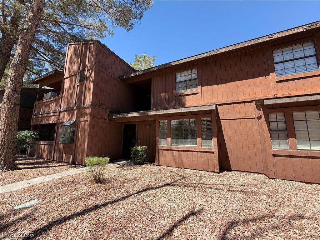 5923 Laredo Street — photo 1