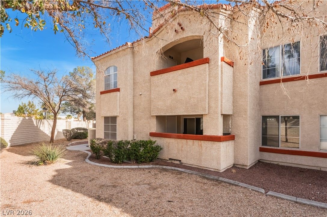 8432 Running Deer Avenue 103 — photo 3