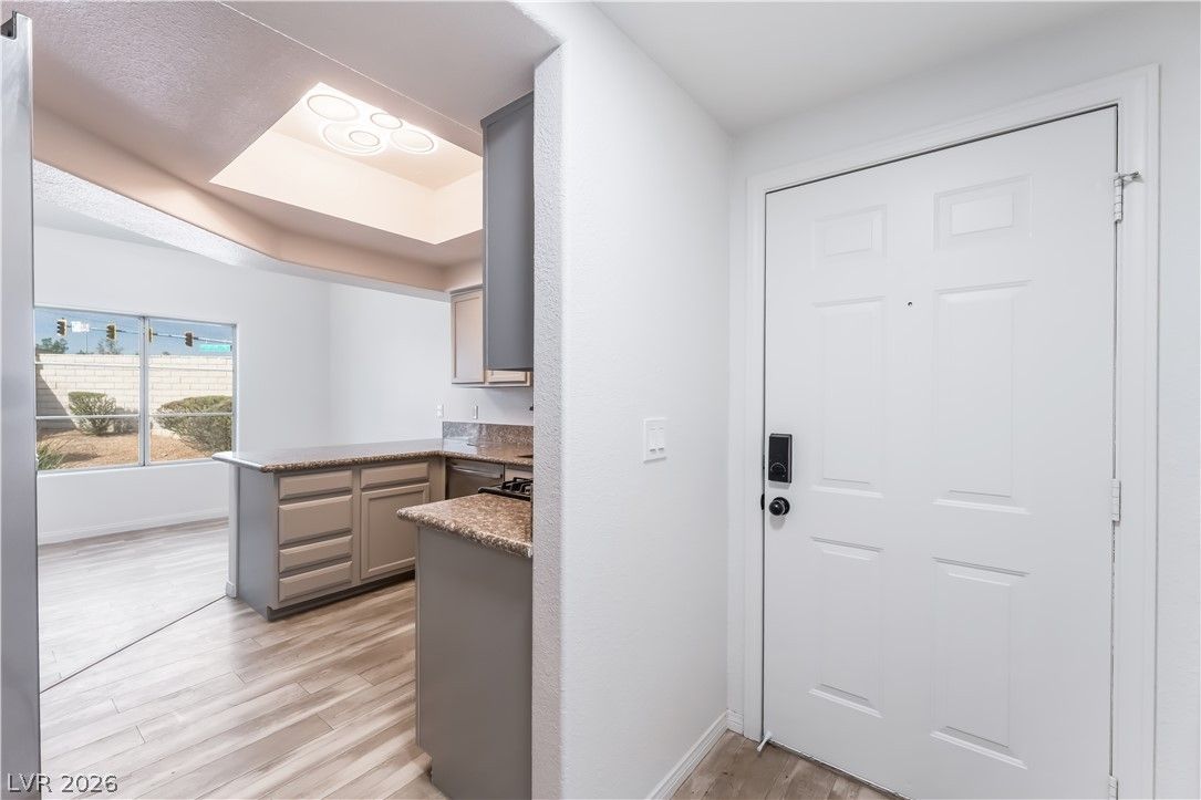 8432 Running Deer Avenue 103 — photo 4