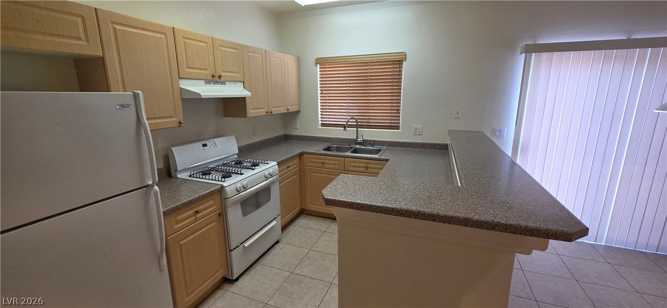 8832 Roping Rodeo Avenue 102 — photo 4 of 9