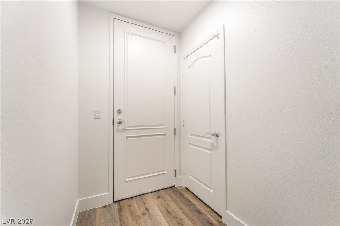 59 East Agate Avenue 303 — photo 5