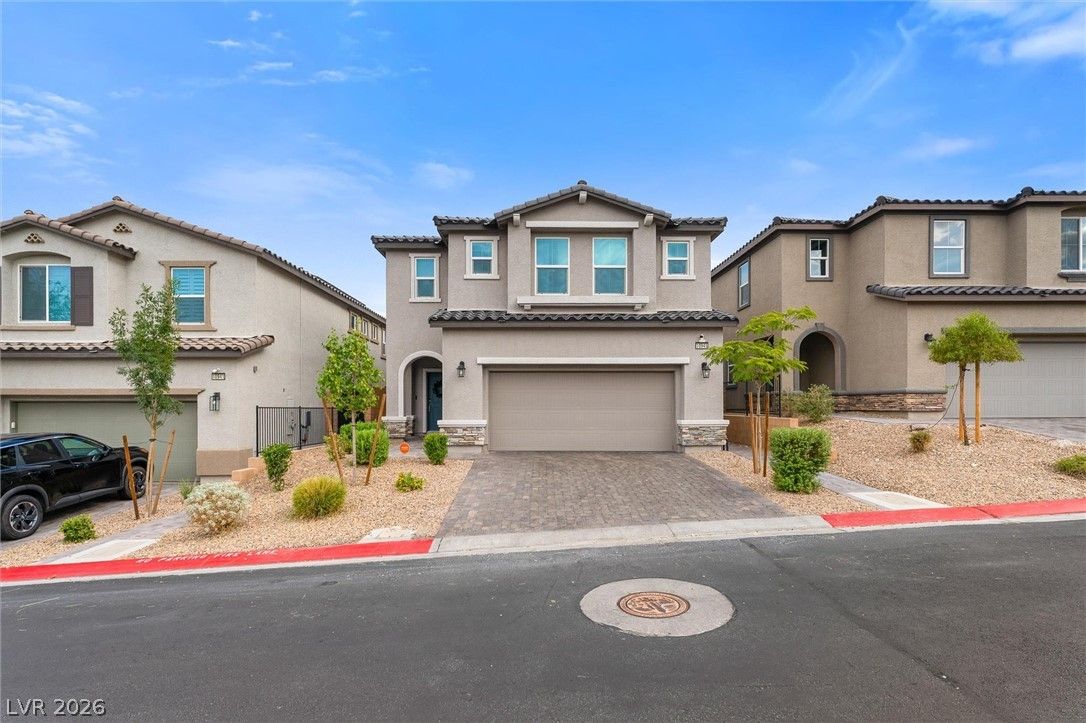 10945 Oregano Avenue — photo 2