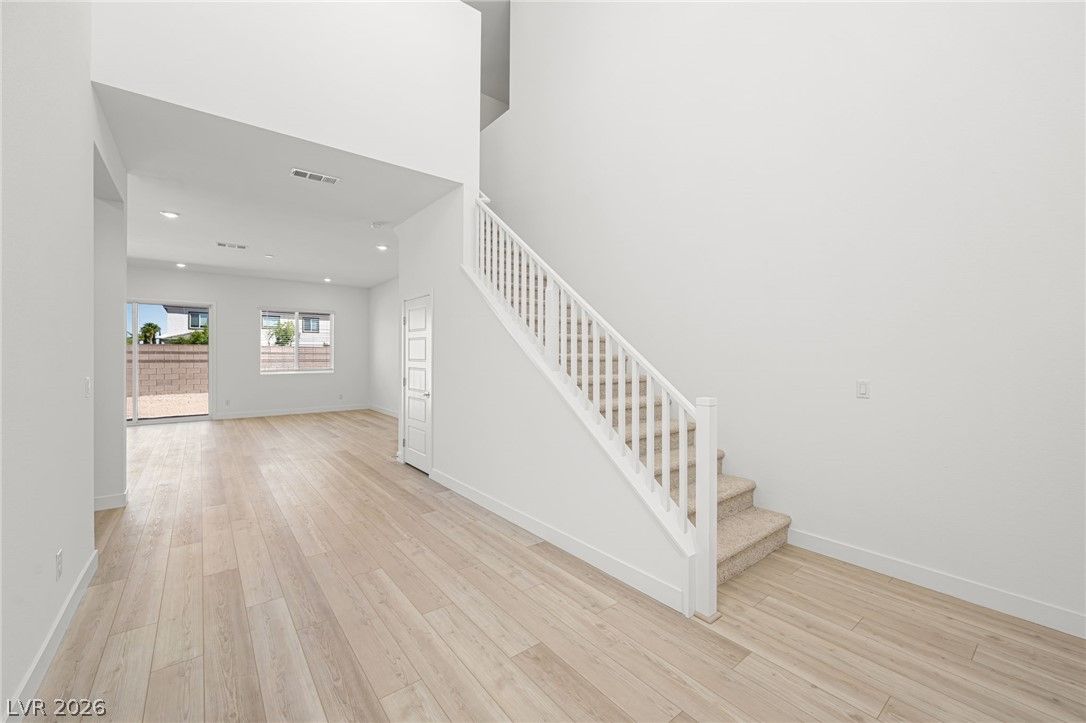 7336 Fire Wire Avenue — photo 3