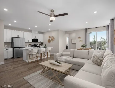 4225 Mount Bonnell Avenue — photo 4 of 13