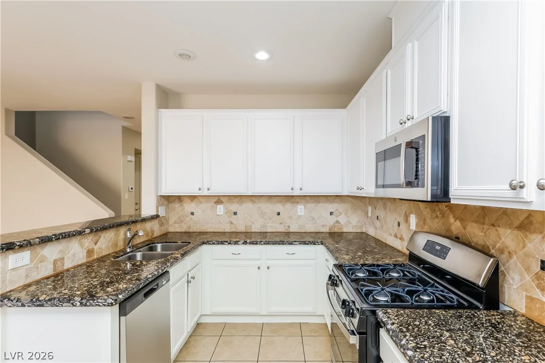 9308 Clear Day Lane — photo 3 of 15