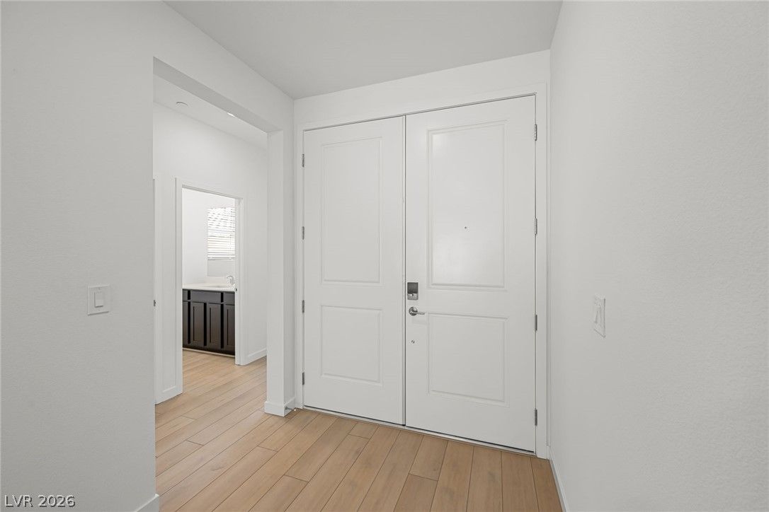 10898 Lewis Pointe Avenue — photo 3 of 30