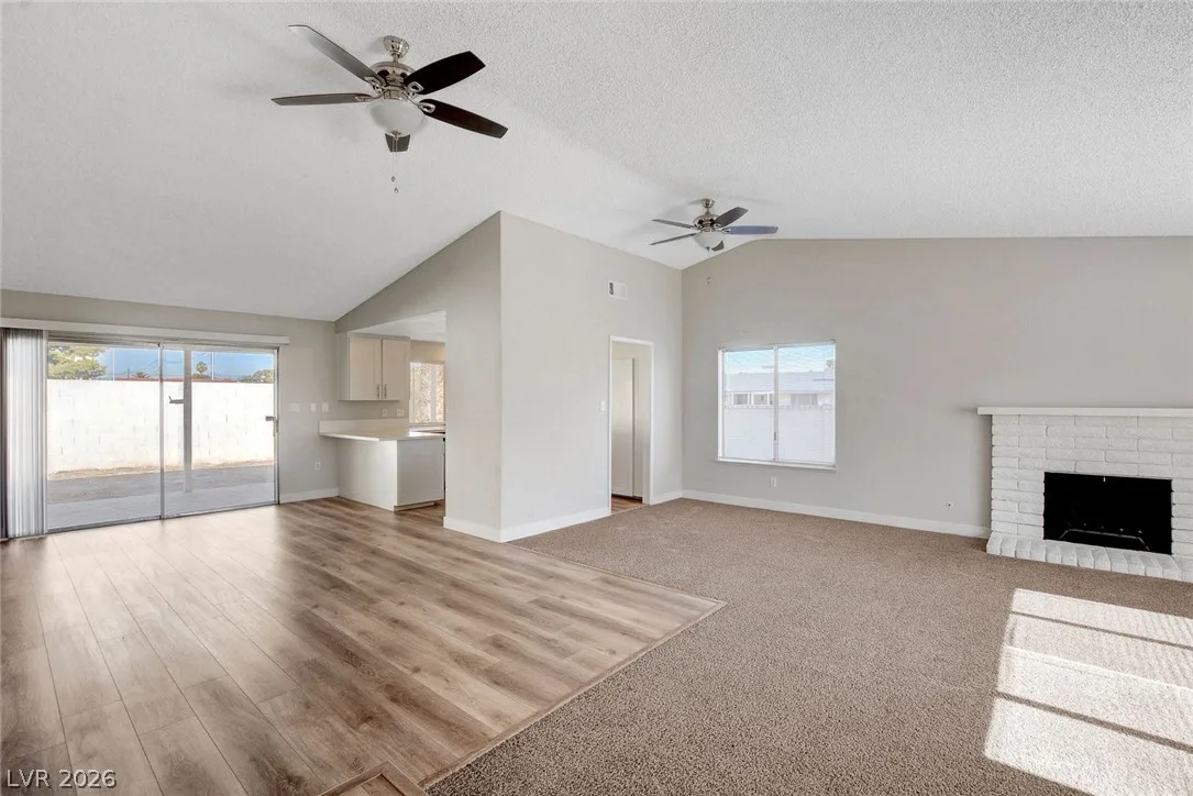 1784 Crest Avenue — photo 2
