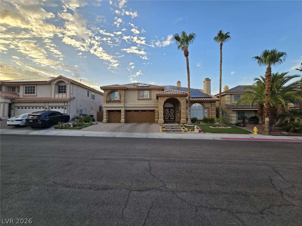 8728 Castle Hill Avenue — photo 4
