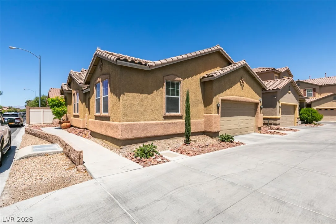 6840 Frances Celia Avenue — photo 3