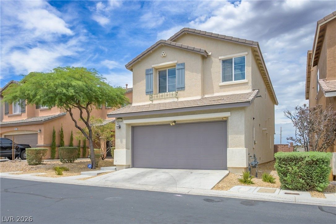 8910 Marble Light Avenue — photo 3