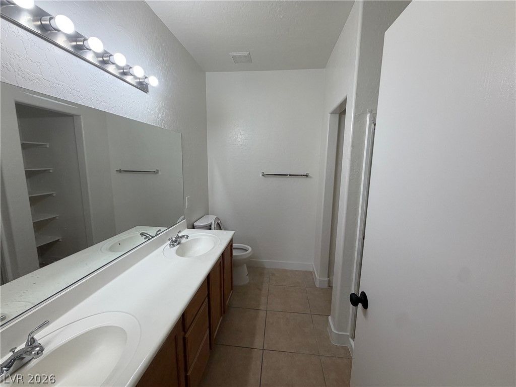 4675 Basilicata Lane 203 — photo 5 of 11