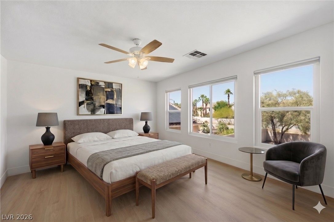 8640 Vivid Violet Avenue — photo 4