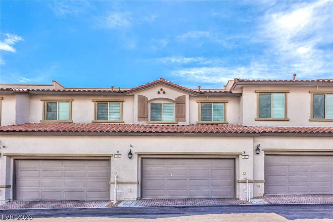 48 Lomita Heights Drive — photo 2