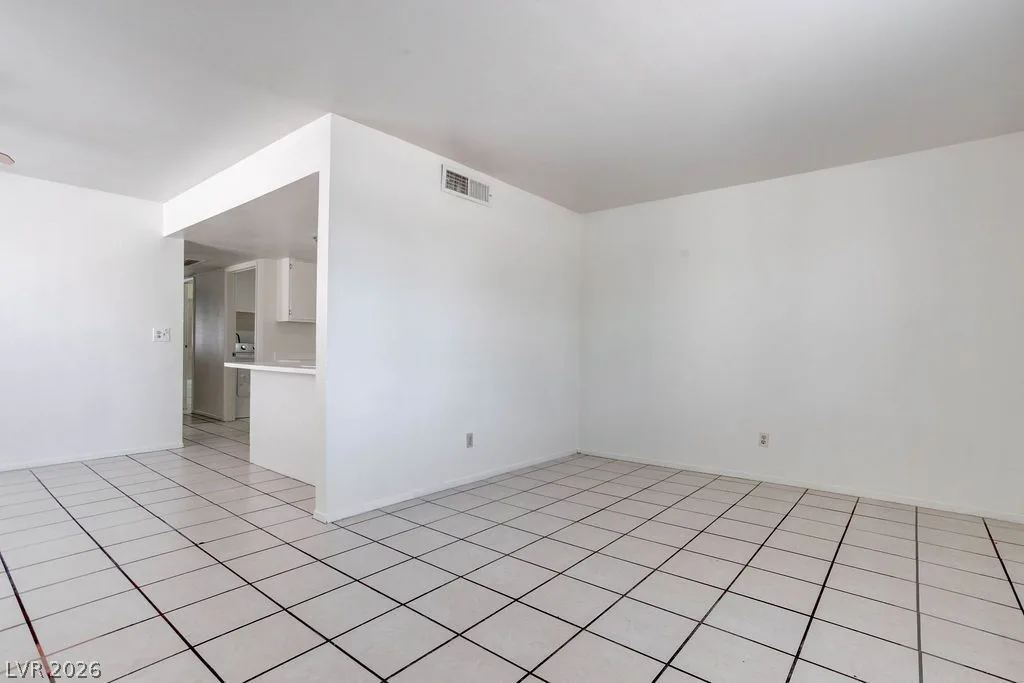 4269 Stewart Avenue 1 — photo 2