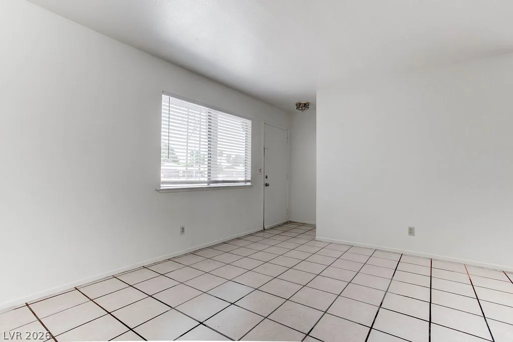 4269 Stewart Avenue 1 — photo 4