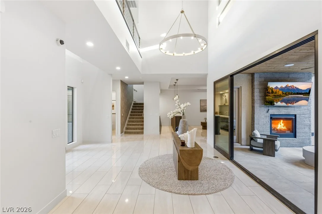 75 Pristine Glen Street — photo 2