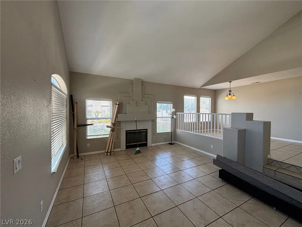 7909 Constantinople Avenue — photo 4