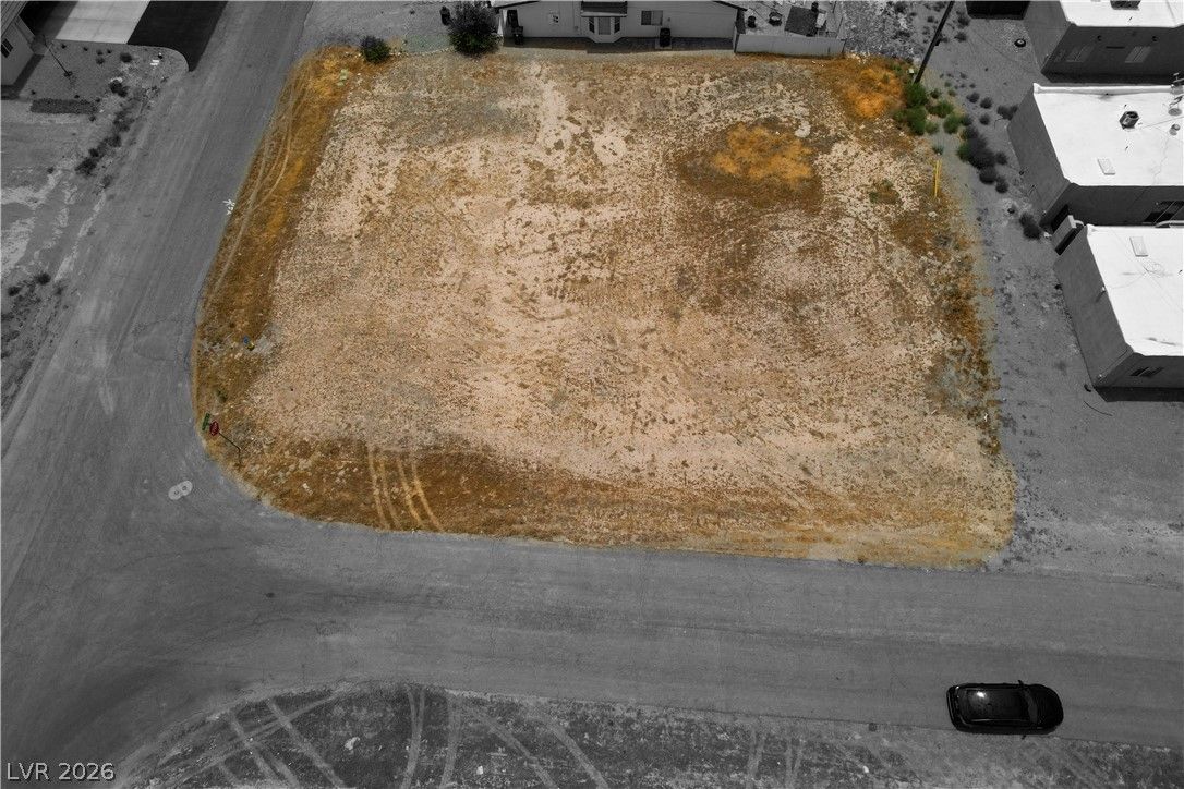 1620 Pershing Avenue — photo 1