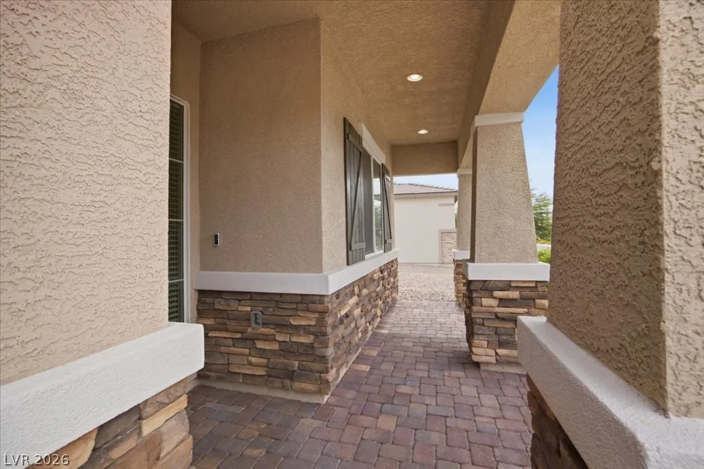 6452 Peace Dove Avenue — photo 4