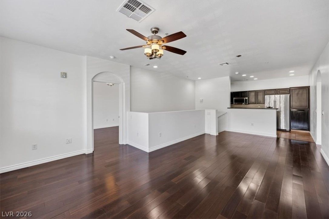 3975 North Hualapai Way 264 — photo 4