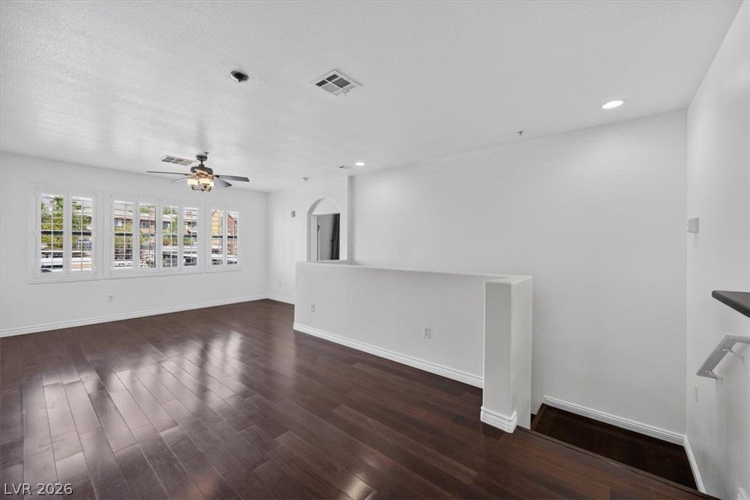 3975 North Hualapai Way 264 — photo 5