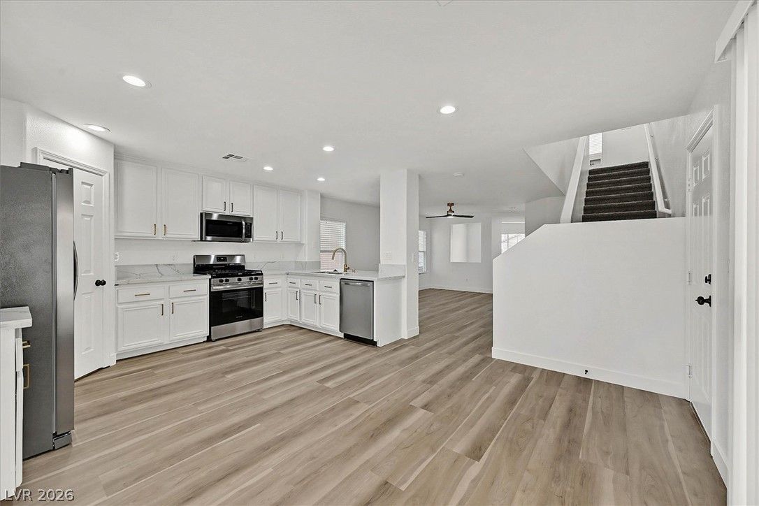 5019 Volcanic Rock Lane — photo 4 of 25