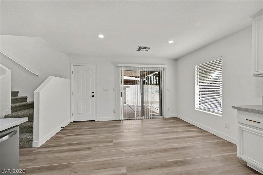 5019 Volcanic Rock Lane — photo 5 of 25