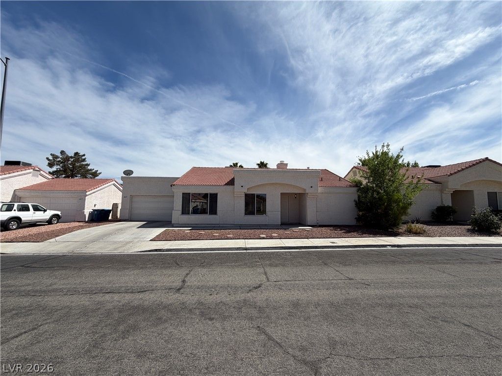 6621 Silvery Avenue — photo 1