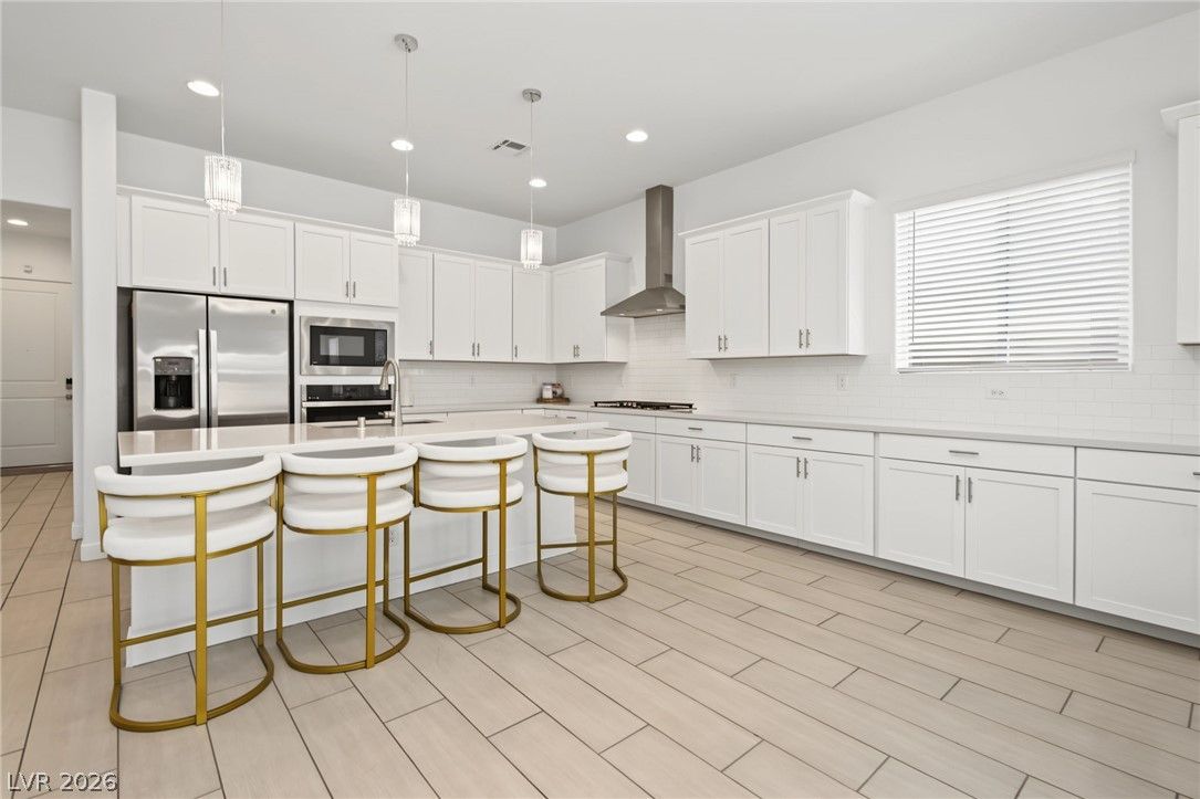 10205 Tumbaga Street — photo 4 of 27