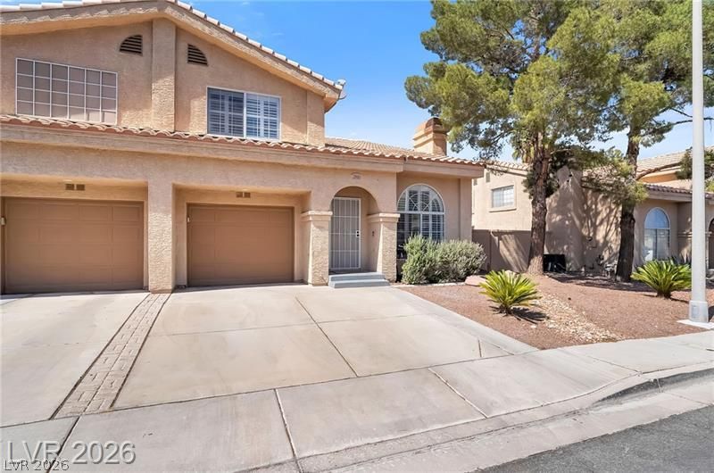 2810 Crystal Lantern Drive — photo 2