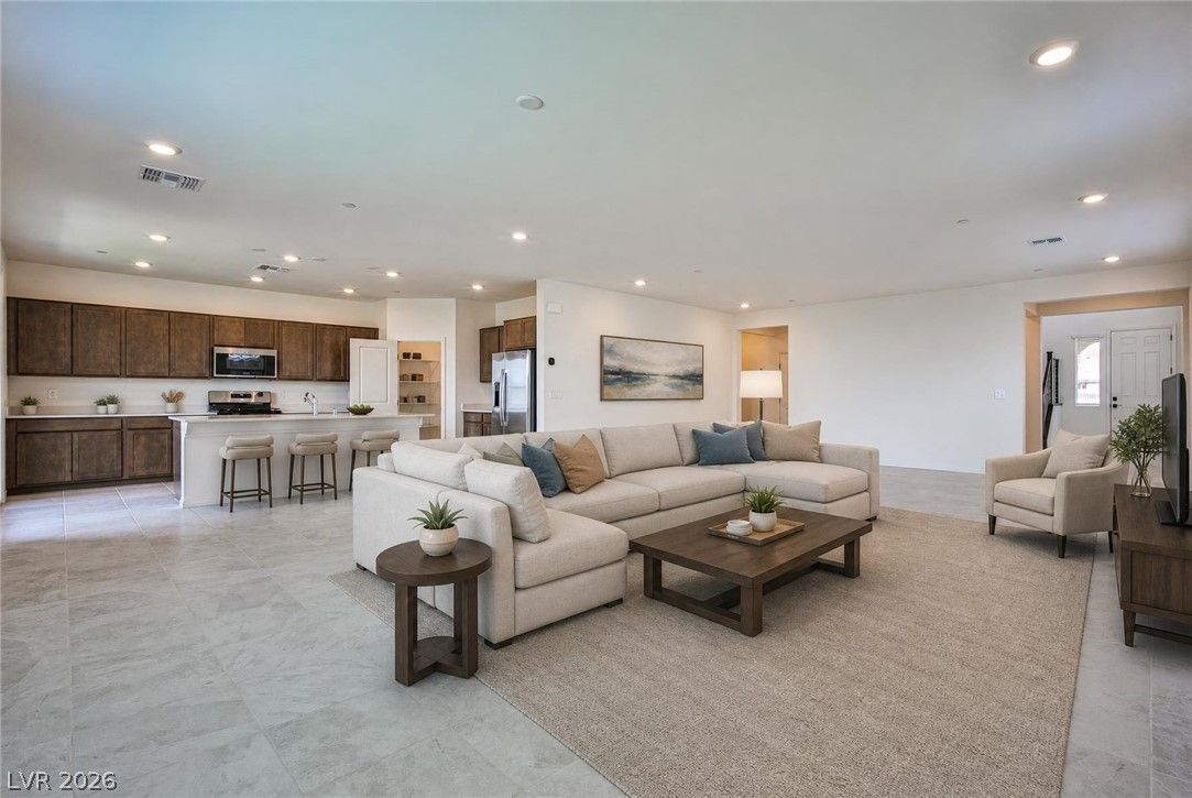 5620 Hill Spire Street — photo 2