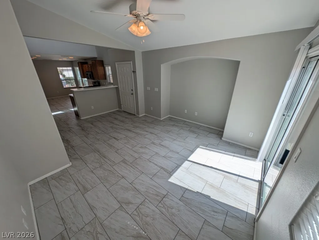 7629 CONCORD HEIGHTS Street — photo 4
