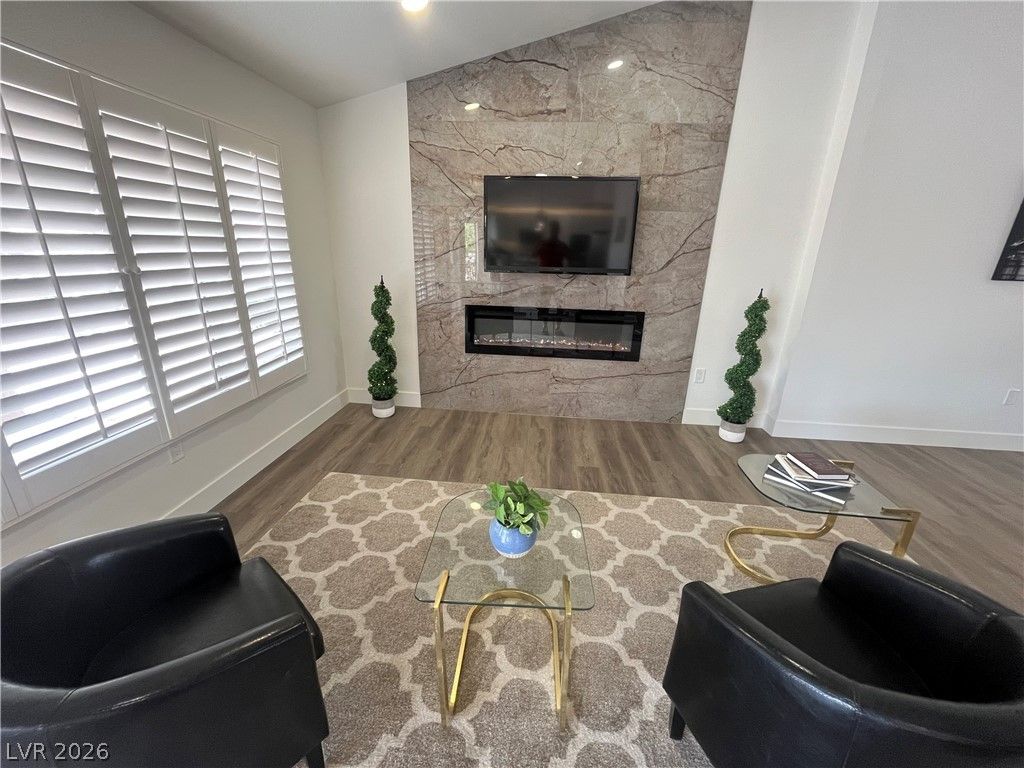 8500 Linderwood Drive — photo 5 of 48