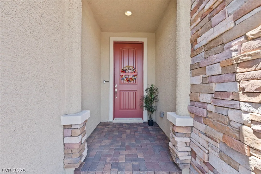 1410 Cattail Falls Street — photo 5