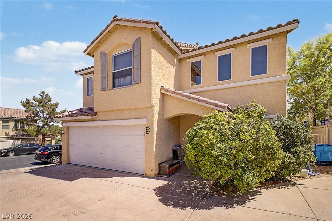 3849 Bayamon Street — photo 3