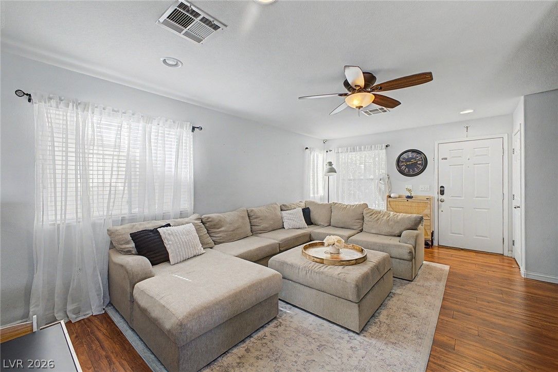 3849 Bayamon Street — photo 4