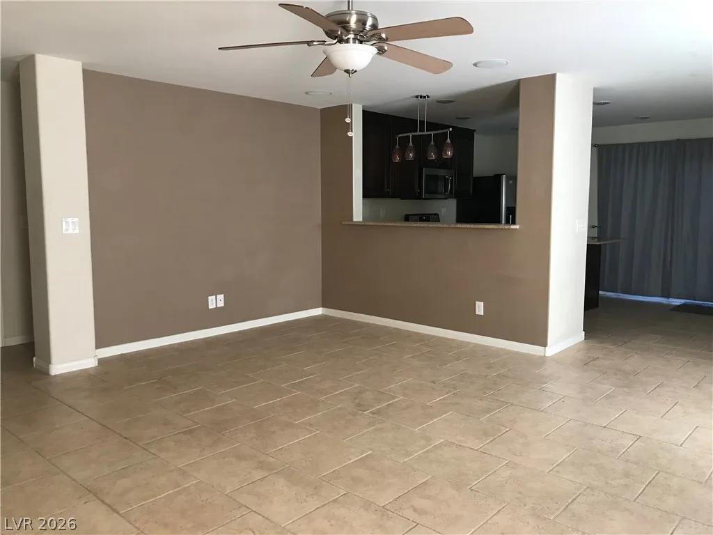1159 Grove Park Street — photo 4