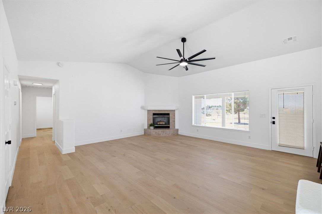 1801 Labrador Street — photo 5