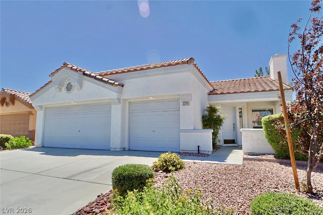 3229 Indian Moon Drive — photo 2