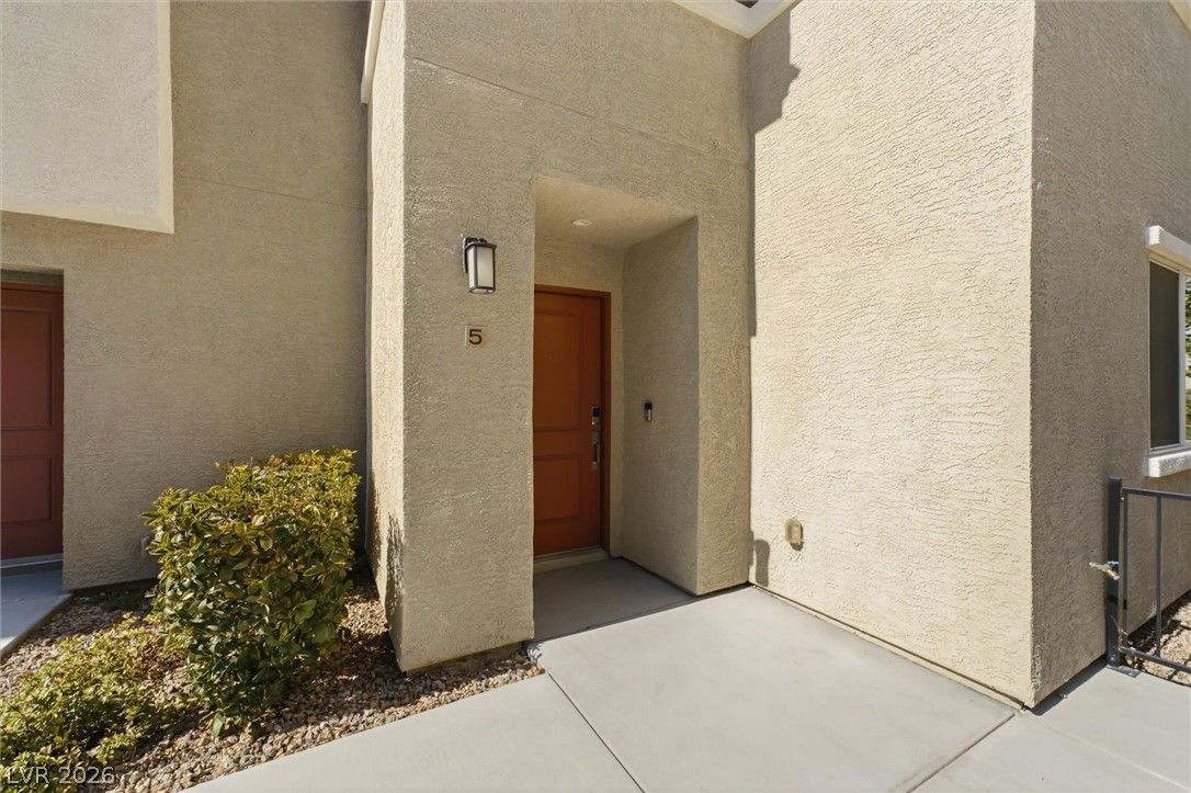 2845 Copper Wind Lane 5 — photo 5 of 41