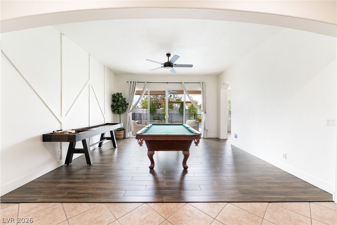 8101 Mountain Forest Court — photo 2
