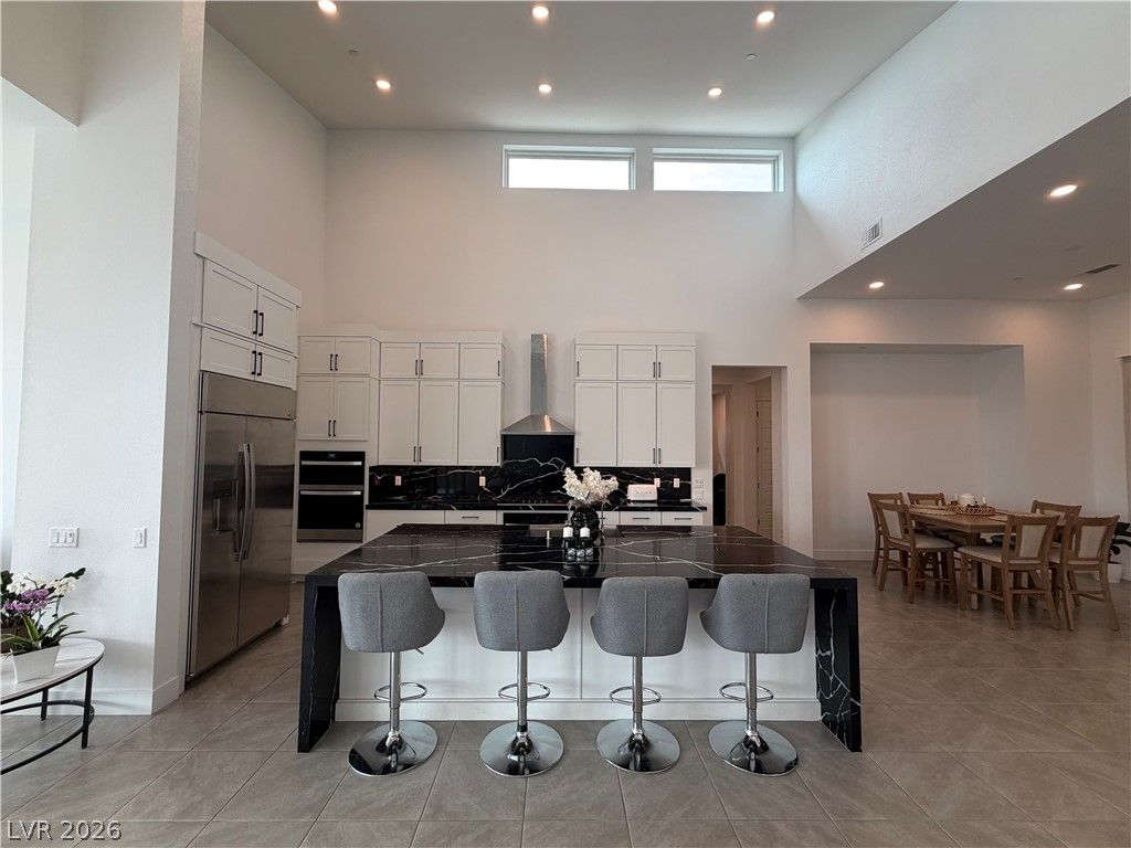 5040 Terramont Drive — photo 5