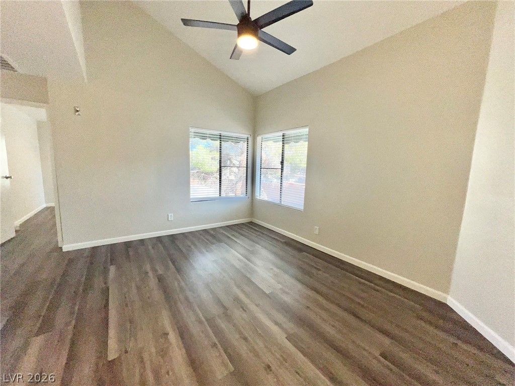 480 Elm Drive 206 — photo 5 of 18